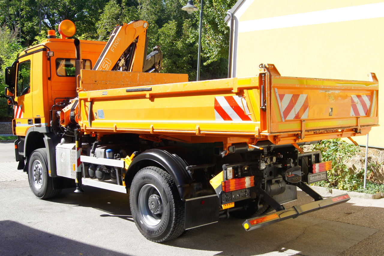 MERCEDES-BENZ ACTROS 1836 /4x4/TÜV/FASSI 110/MEILLER/Winterdienst/Wechselsystem - Truk jungkit, Truk derek: gambar 3 MERCEDES-BENZ ACTROS 1836 /4x4/TÜV/FASSI 110/MEILLER/Winterdienst/Wechselsystem - Truk jungkit, Truk derek: gambar 3