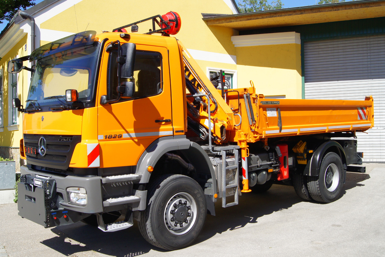 MERCEDES-BENZ AXOR 1829 4x4/EURO 5/ATLAS 65.2/MEILLER/Winterdienst - Truk bajak salju: gambar 2 MERCEDES-BENZ AXOR 1829 4x4/EURO 5/ATLAS 65.2/MEILLER/Winterdienst - Truk bajak salju: gambar 2