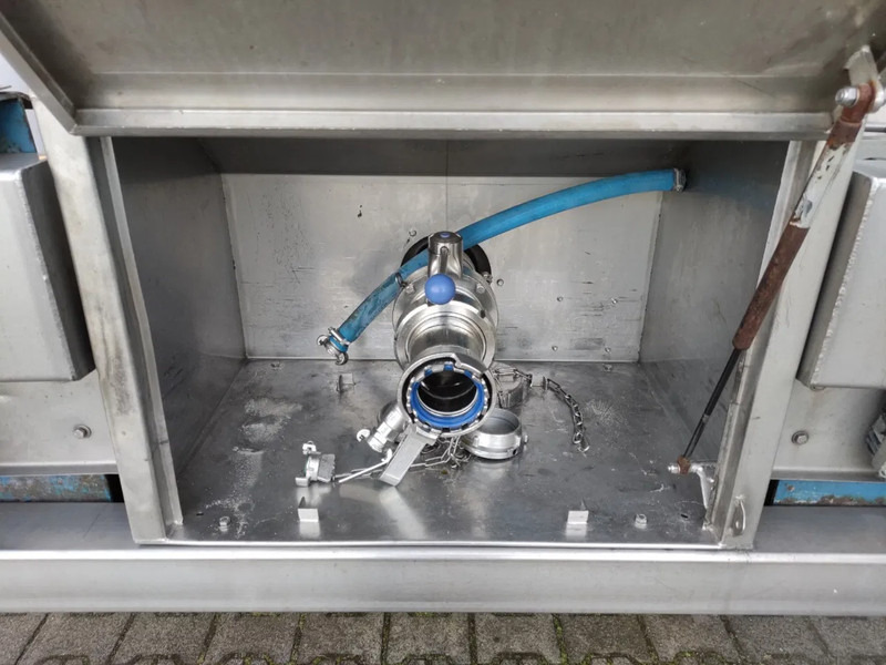 Burg 34000 liter tankoplegger - Semi-trailer tangki: gambar 5 Burg 34000 liter tankoplegger - Semi-trailer tangki: gambar 5