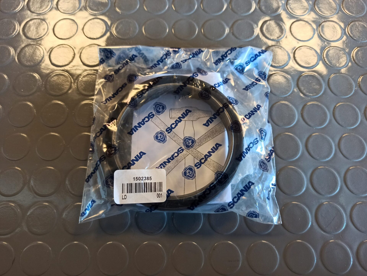 SCANIA AXLE GEAR SEAL - 1502385 - Poros dan bagian untuk Truk: gambar 1 SCANIA AXLE GEAR SEAL - 1502385 - Poros dan bagian untuk Truk: gambar 1