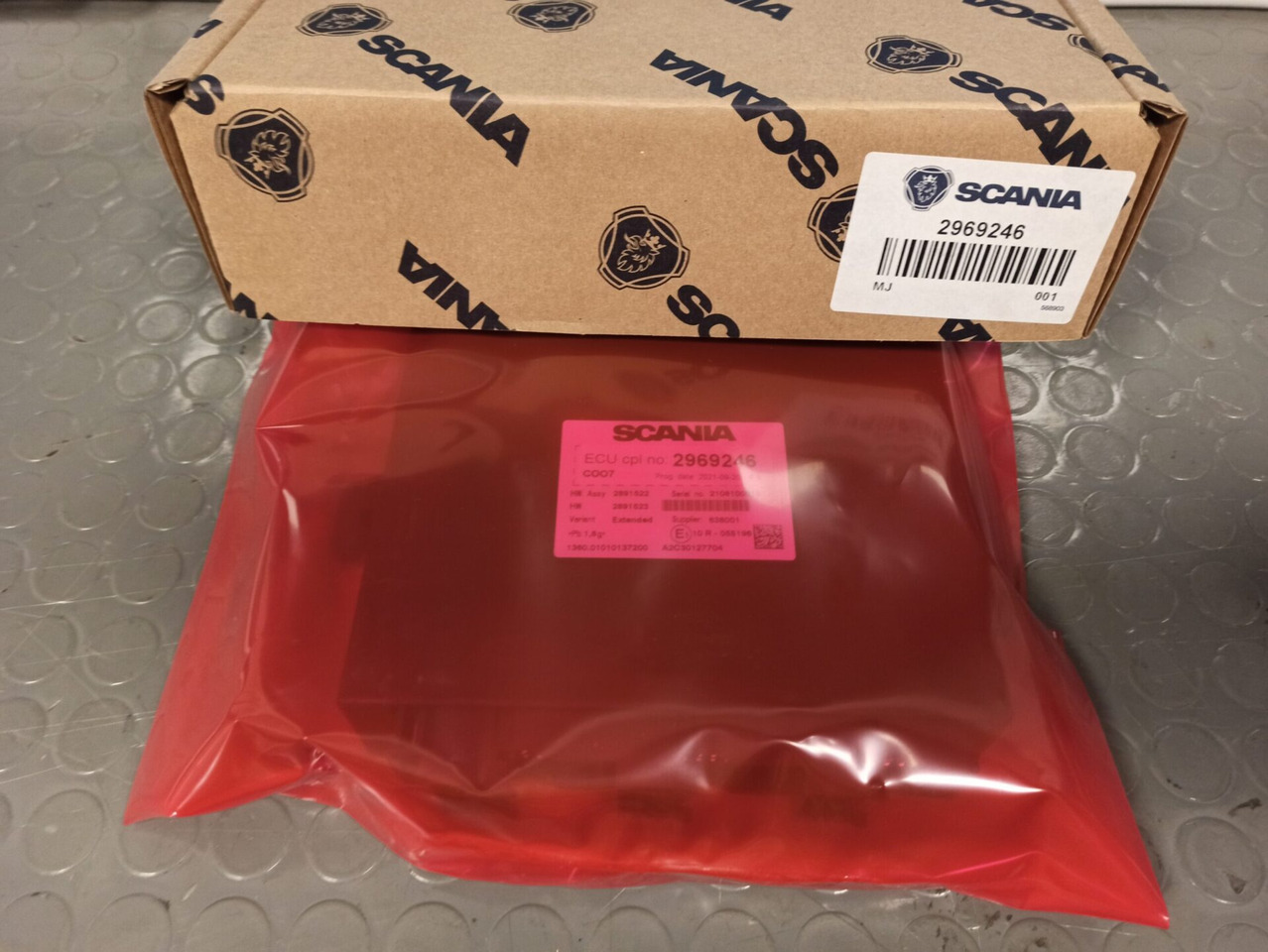 SCANIA ECU COO7 500kbit - 2969246 - ECU untuk Truk: gambar 1 SCANIA ECU COO7 500kbit - 2969246 - ECU untuk Truk: gambar 1