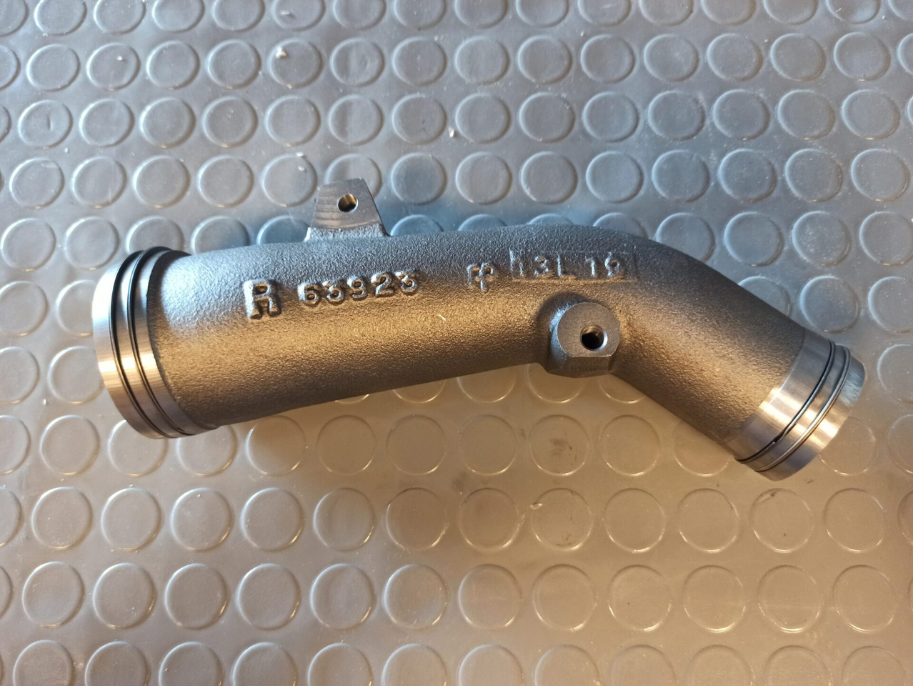 SCANIA EXHAUST MANIFOLD 63923, 2137881 - Manifold buang untuk Truk: gambar 1 SCANIA EXHAUST MANIFOLD 63923, 2137881 - Manifold buang untuk Truk: gambar 1