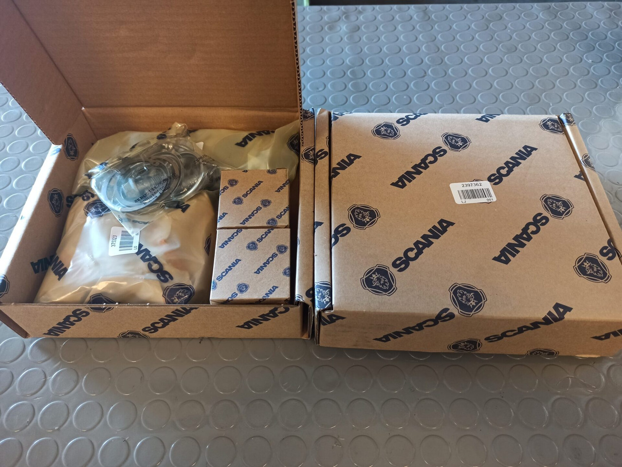 SCANIA REPAIR KIT - 2397362 - Poros dan bagian untuk Truk: gambar 1 SCANIA REPAIR KIT - 2397362 - Poros dan bagian untuk Truk: gambar 1