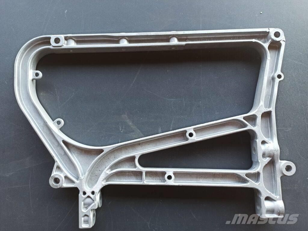 VOLVO ADBLUE TANK BRACKET 21887348 - Bingkai/ Sasis untuk Truk: gambar 2 VOLVO ADBLUE TANK BRACKET 21887348 - Bingkai/ Sasis untuk Truk: gambar 2