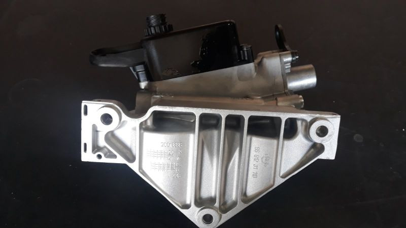 VOLVO FUEL FILTER HOUSING 21900860, 21032642 - Filter bahan bakar untuk Truk: gambar 4 VOLVO FUEL FILTER HOUSING 21900860, 21032642 - Filter bahan bakar untuk Truk: gambar 4