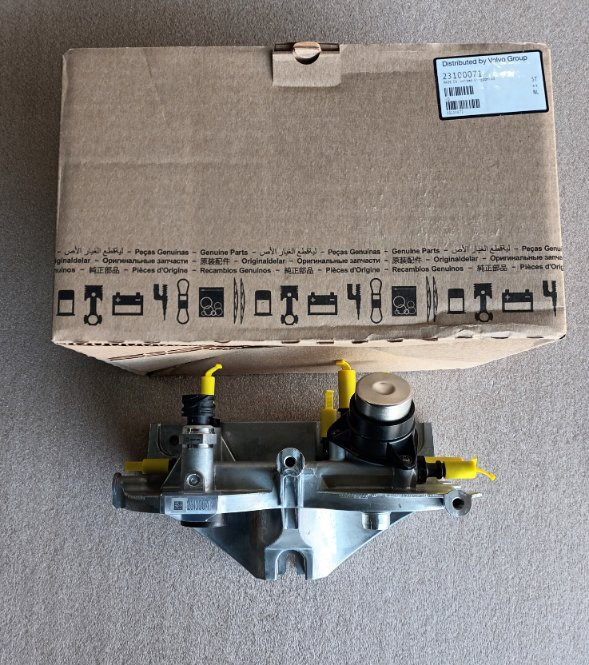 VOLVO FUEL FILTER HOUSING 23100071 - Filter bahan bakar untuk Truk: gambar 3 VOLVO FUEL FILTER HOUSING 23100071 - Filter bahan bakar untuk Truk: gambar 3