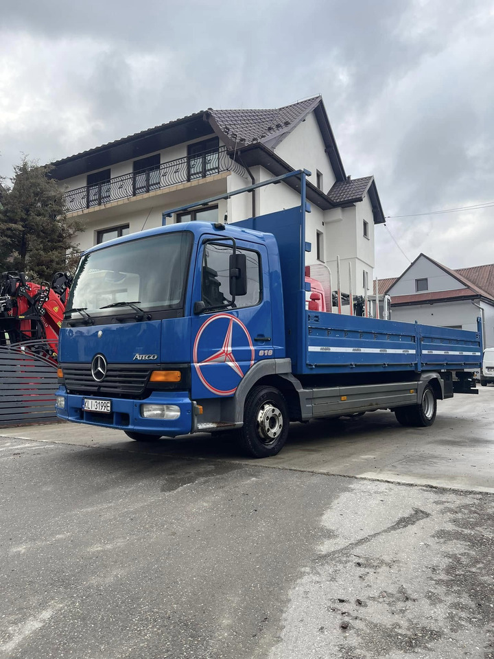 Mercedes Benz Atego 818 - Truk flatbed: gambar 1 Mercedes Benz Atego 818 - Truk flatbed: gambar 1