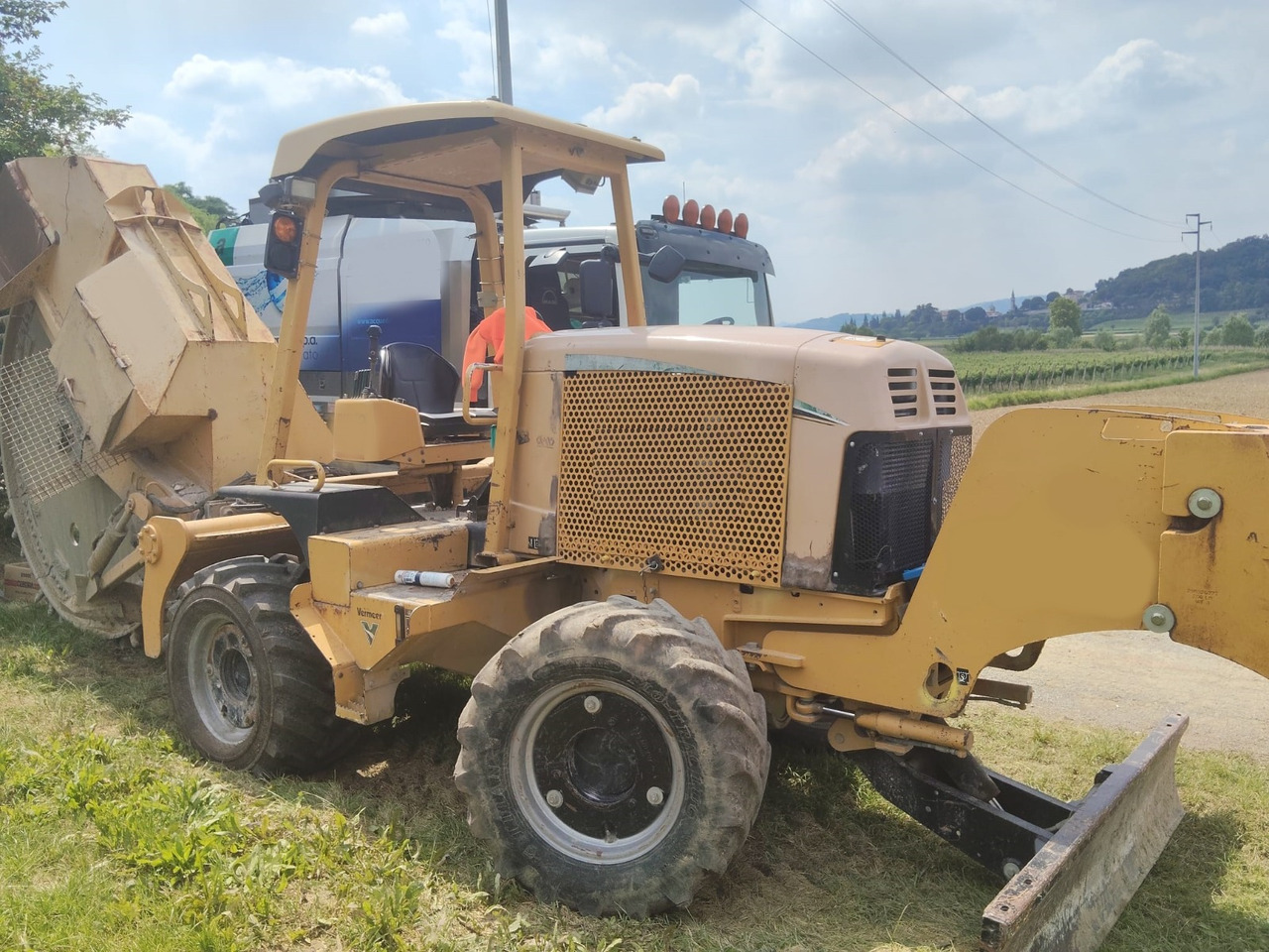 VERMEER RTX1250 - Mesin penggali parit: gambar 5 VERMEER RTX1250 - Mesin penggali parit: gambar 5
