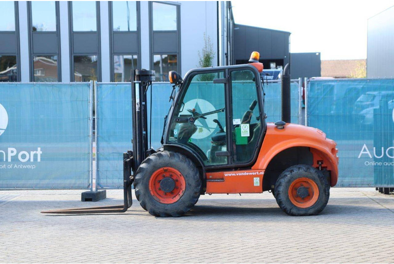 AUSA C250HX4 - Forklift medan kasar: gambar 2 AUSA C250HX4 - Forklift medan kasar: gambar 2