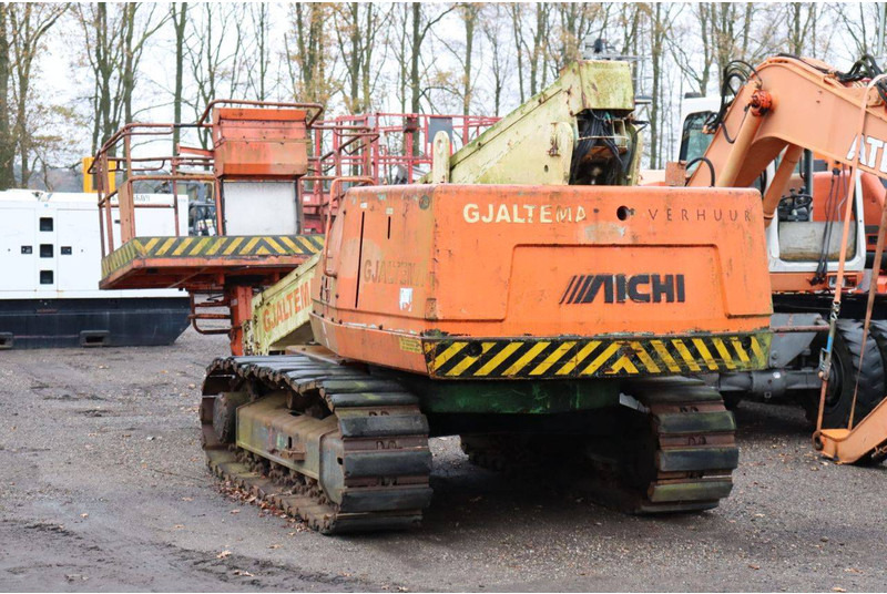 Aichi RZ150/IRZ500 - Boom teleskopik: gambar 4 Aichi RZ150/IRZ500 - Boom teleskopik: gambar 4