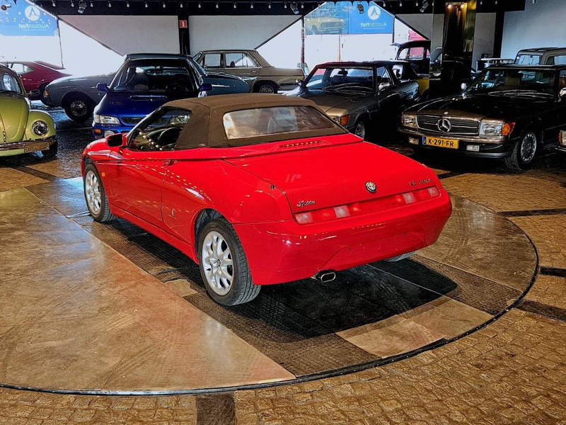 Alfa Romeo Spider (916 - update 3) _ 2.0 TS - Mobil sedan: gambar 5 Alfa Romeo Spider (916 - update 3) _ 2.0 TS - Mobil sedan: gambar 5