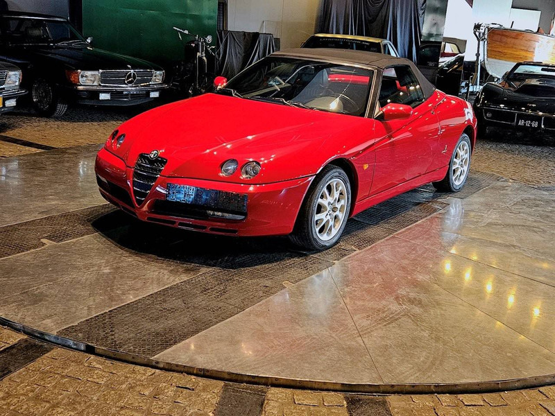 Alfa Romeo Spider (916 - update 3) _ 2.0 TS - Mobil sedan: gambar 3 Alfa Romeo Spider (916 - update 3) _ 2.0 TS - Mobil sedan: gambar 3