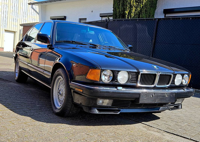 BMW 750IL - Mobil: gambar 2 BMW 750IL - Mobil: gambar 2