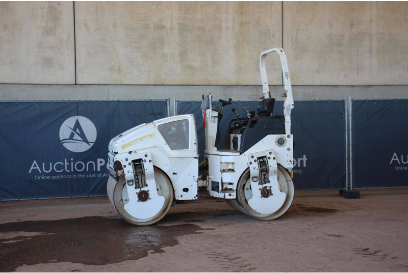 Bomag BW138AD-5 - Pemadat: gambar 1 Bomag BW138AD-5 - Pemadat: gambar 1