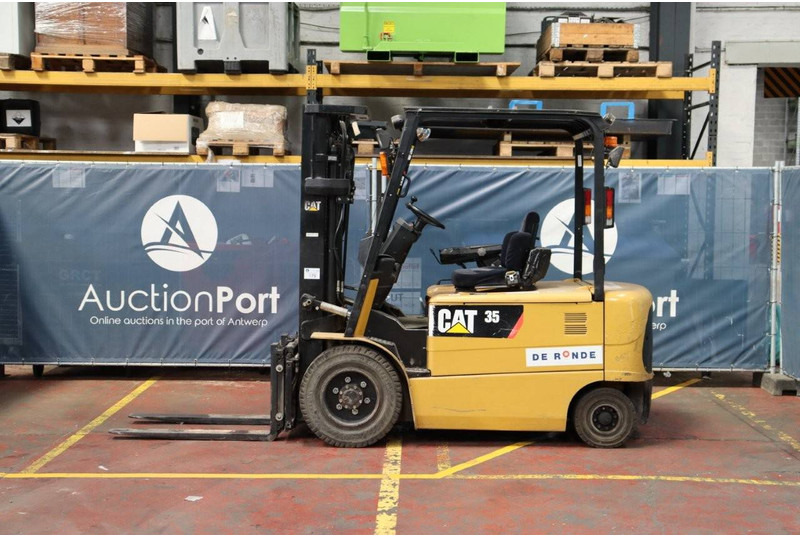 Cat EP35K-PAC - Forklift listrik: gambar 2 Cat EP35K-PAC - Forklift listrik: gambar 2