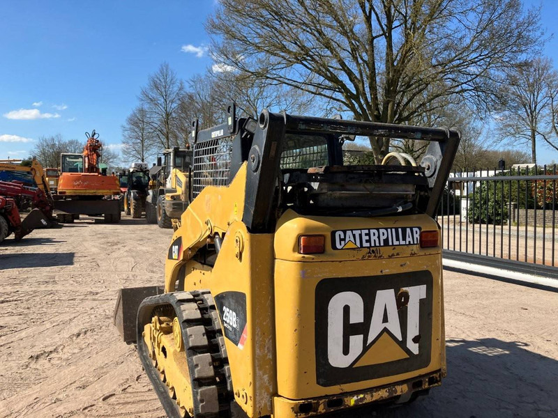 Caterpillar 259B - Crawler loader: gambar 3 Caterpillar 259B - Crawler loader: gambar 3