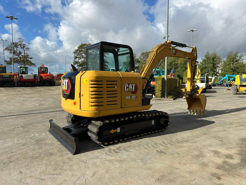 Caterpillar 305.5E2 - Ekskavator perayap: gambar 4 Caterpillar 305.5E2 - Ekskavator perayap: gambar 4
