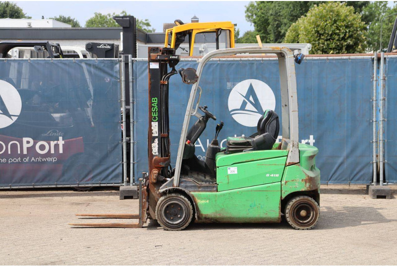 Cesab B418 - Forklift listrik: gambar 1 Cesab B418 - Forklift listrik: gambar 1
