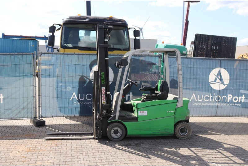 Cesab B420 - Forklift listrik: gambar 1 Cesab B420 - Forklift listrik: gambar 1