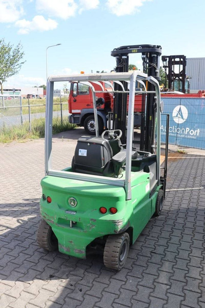 Cesab B420 - Forklift listrik: gambar 5 Cesab B420 - Forklift listrik: gambar 5