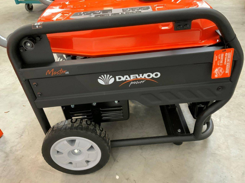 Daewoo GDAX9250E-3 - Genset: gambar 4 Daewoo GDAX9250E-3 - Genset: gambar 4