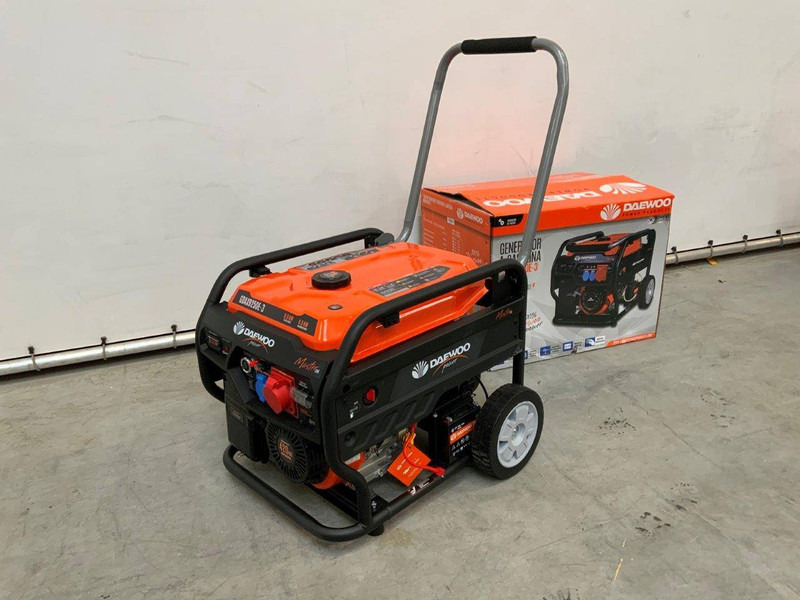 Daewoo GDAX9250E-3 - Genset: gambar 1 Daewoo GDAX9250E-3 - Genset: gambar 1