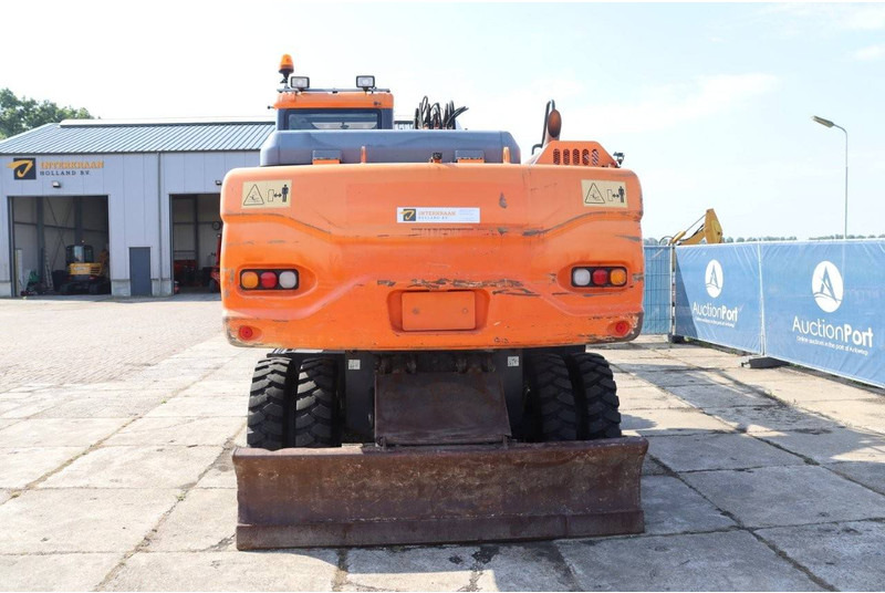 Doosan DX190W-3 - Ekskavator roda: gambar 5 Doosan DX190W-3 - Ekskavator roda: gambar 5