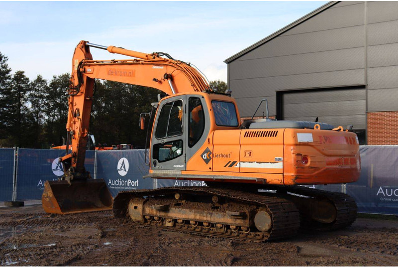 Doosan DX225LC - Ekskavator perayap: gambar 4 Doosan DX225LC - Ekskavator perayap: gambar 4