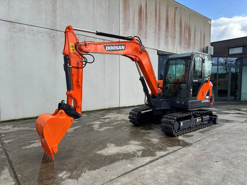 Doosan DX55-9C - Ekskavator perayap: gambar 1 Doosan DX55-9C - Ekskavator perayap: gambar 1