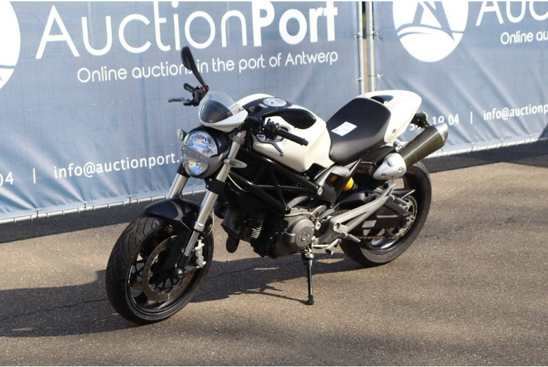 Sepeda motor Ducati MONSTER 696: gambar 9