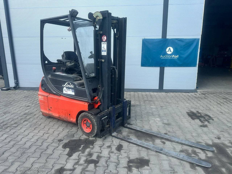 Fenwick-Linde E16-02 - Forklift listrik: gambar 1 Fenwick-Linde E16-02 - Forklift listrik: gambar 1
