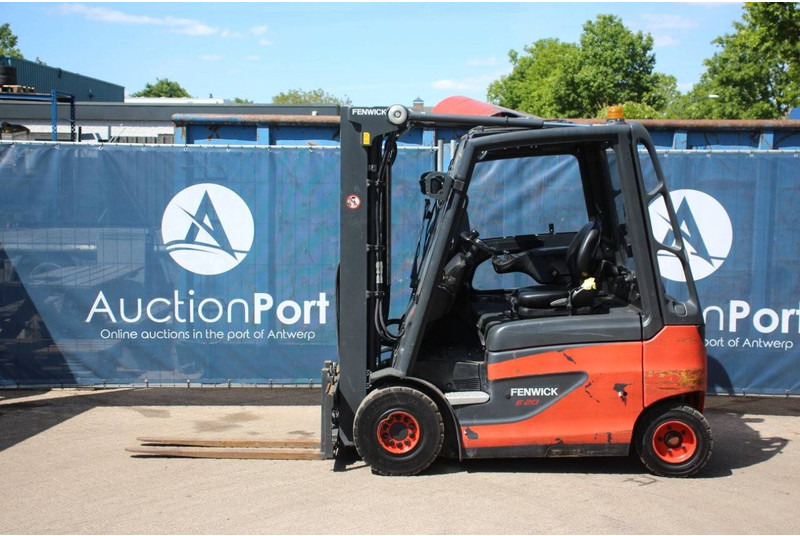 Fenwick-Linde E20 - Forklift listrik: gambar 2 Fenwick-Linde E20 - Forklift listrik: gambar 2