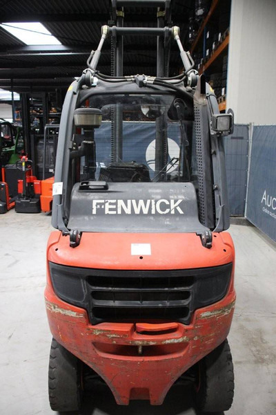 Fenwick-Linde H30T-02 - Forklift diesel: gambar 4 Fenwick-Linde H30T-02 - Forklift diesel: gambar 4