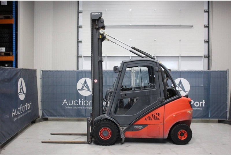 Fenwick-Linde H30T-02 - Forklift diesel: gambar 2 Fenwick-Linde H30T-02 - Forklift diesel: gambar 2