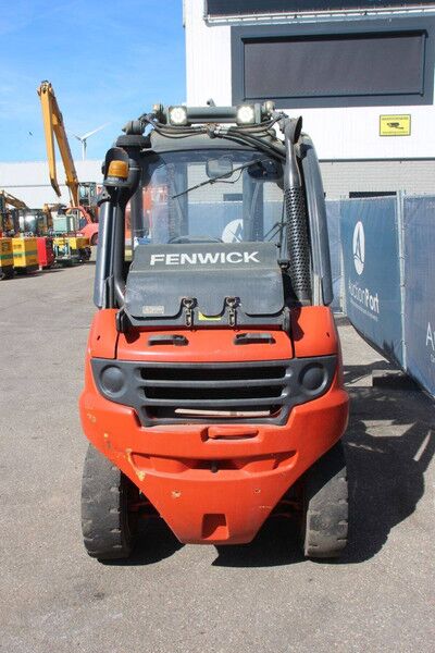 Fenwick-Linde H40T - Forklift LPG: gambar 4 Fenwick-Linde H40T - Forklift LPG: gambar 4