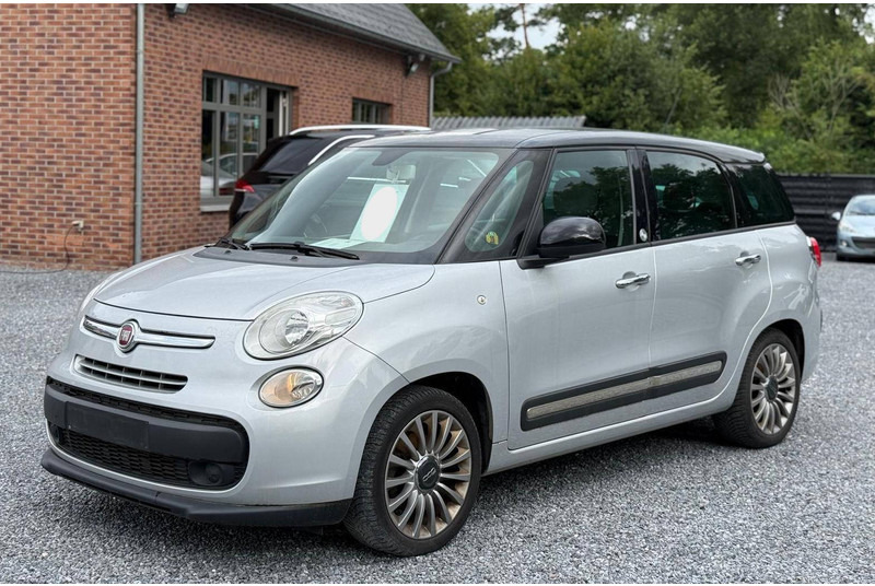 Fiat 500L (I) Living _ 1.6 MultiJet 16v - Mobil sedan: gambar 1 Fiat 500L (I) Living _ 1.6 MultiJet 16v - Mobil sedan: gambar 1