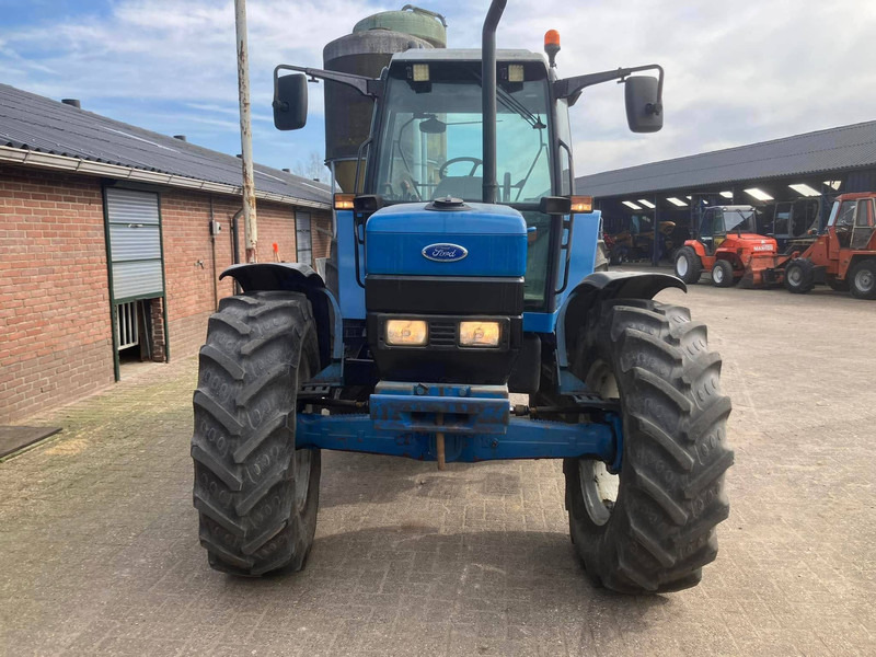 Ford 8340 - Traktor: gambar 3 Ford 8340 - Traktor: gambar 3