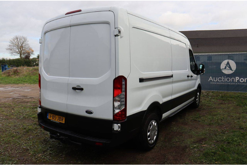 Van panel Ford Transit: gambar 6