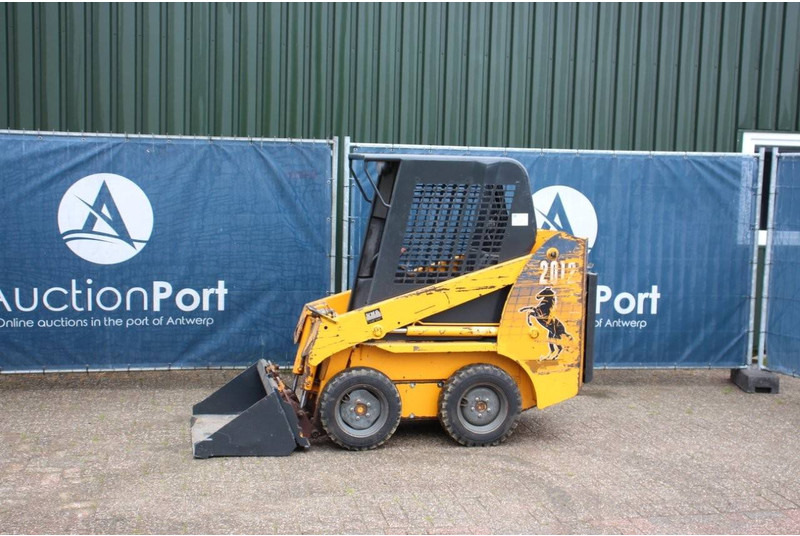 Gehl SL2012 - Wheel loader: gambar 1 Gehl SL2012 - Wheel loader: gambar 1