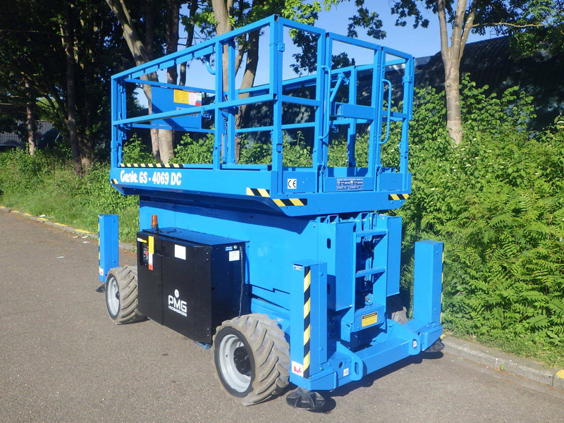 Genie GS-4069DC - Scissor lifts: gambar 3 Genie GS-4069DC - Scissor lifts: gambar 3