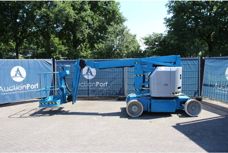 Genie Z-34/22N - Boom artikulasi: gambar 2 Genie Z-34/22N - Boom artikulasi: gambar 2