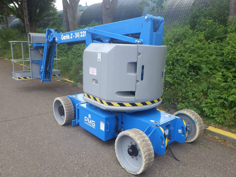 Genie Z-34/22N - Boom artikulasi: gambar 2 Genie Z-34/22N - Boom artikulasi: gambar 2