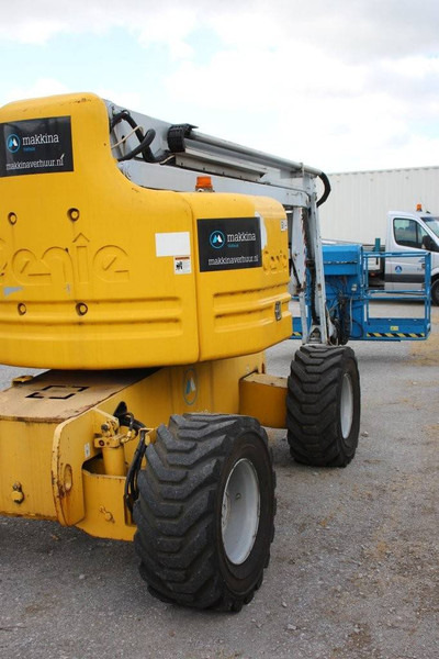 Genie Z-60/34 - Boom artikulasi: gambar 5 Genie Z-60/34 - Boom artikulasi: gambar 5