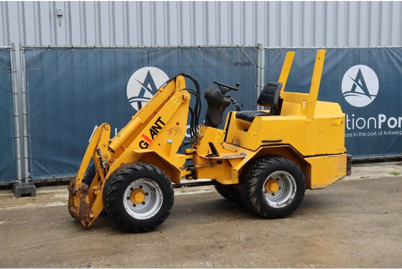 Giant V451T - Wheel loader: gambar 1 Giant V451T - Wheel loader: gambar 1