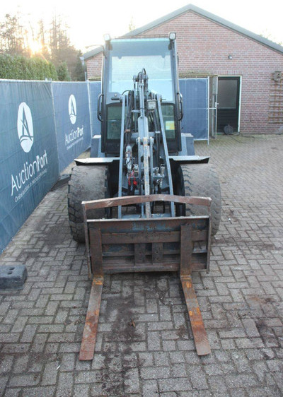 Wheel loader Giant V881T: gambar 7