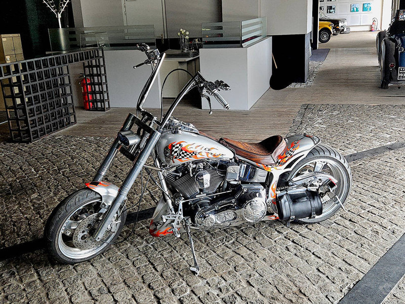 Harley-Davidson Chopper Custom - Sepeda motor: gambar 1 Harley-Davidson Chopper Custom - Sepeda motor: gambar 1