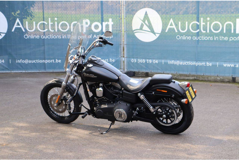 Harley-Davidson Dyna Street Bob - Sepeda motor: gambar 3 Harley-Davidson Dyna Street Bob - Sepeda motor: gambar 3