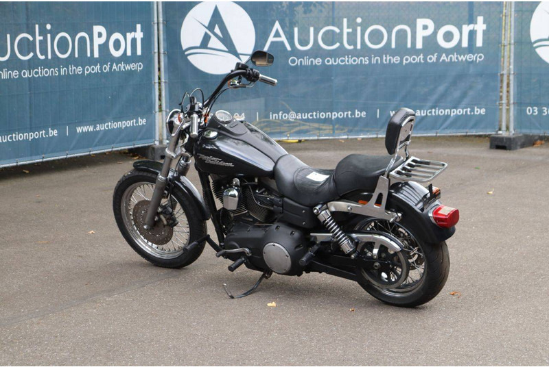 Harley-Davidson Dyna Street Bob - Sepeda motor: gambar 3 Harley-Davidson Dyna Street Bob - Sepeda motor: gambar 3