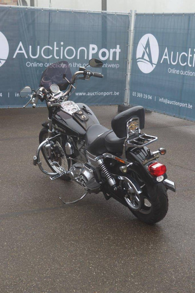 Harley-Davidson Dyna Super Glide Custom - Sepeda motor: gambar 4 Harley-Davidson Dyna Super Glide Custom - Sepeda motor: gambar 4