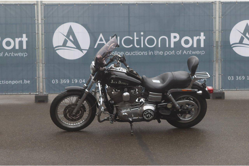 Harley-Davidson Dyna Super Glide Custom - Sepeda motor: gambar 1 Harley-Davidson Dyna Super Glide Custom - Sepeda motor: gambar 1